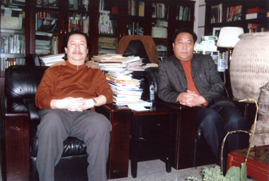 中国国家画院院长、中国美协副主席杨晓阳先生与韩志冰先生.